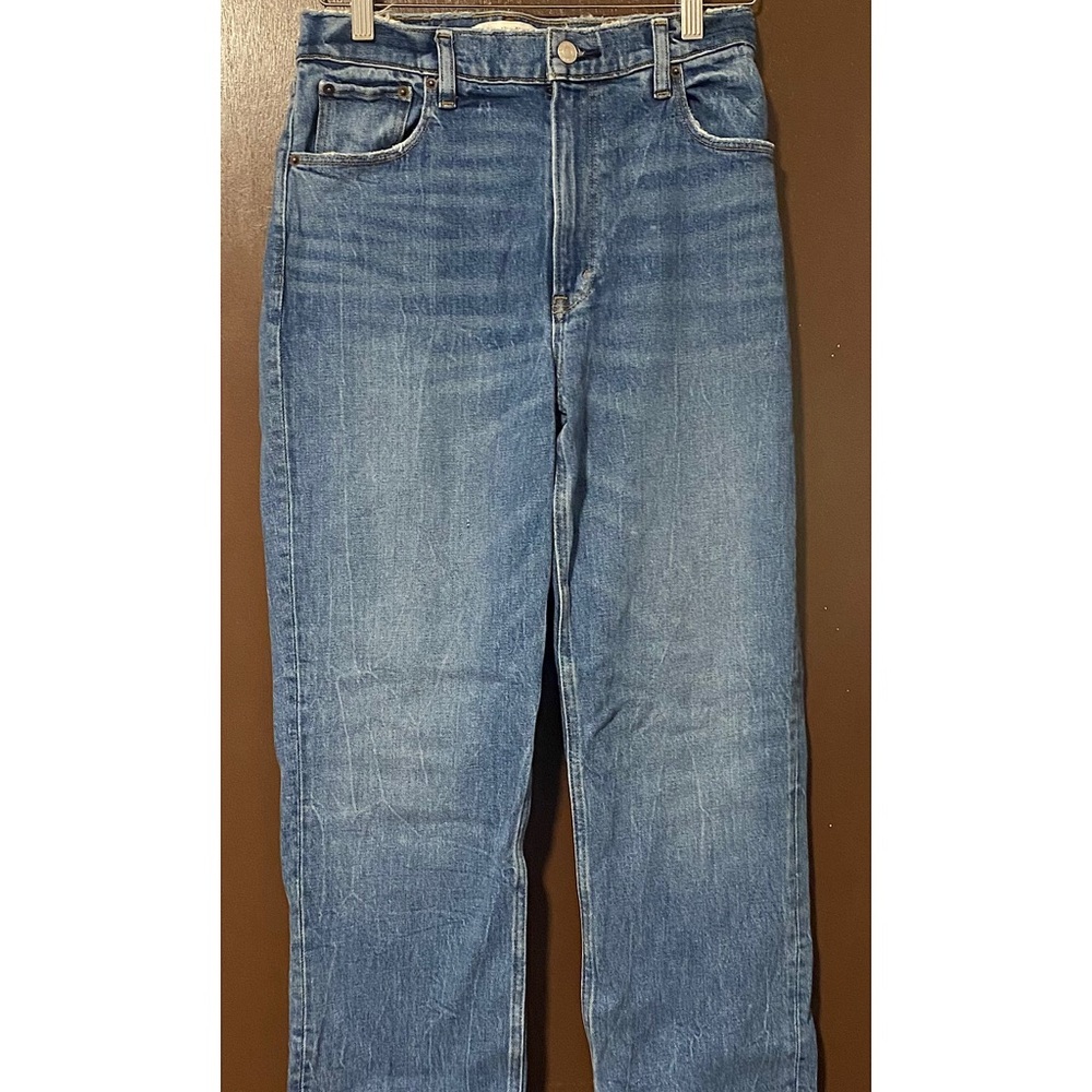 Abercrombie & Fitch The 90s Straight Ultra High Rise size 4
